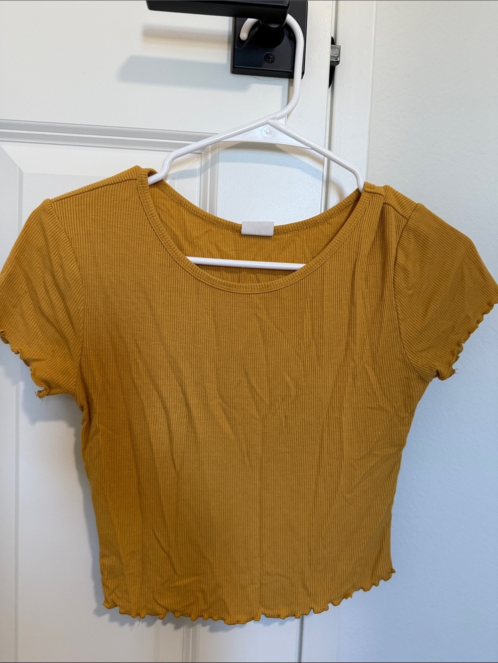 Women's Mustard Ribbed Crop Tee